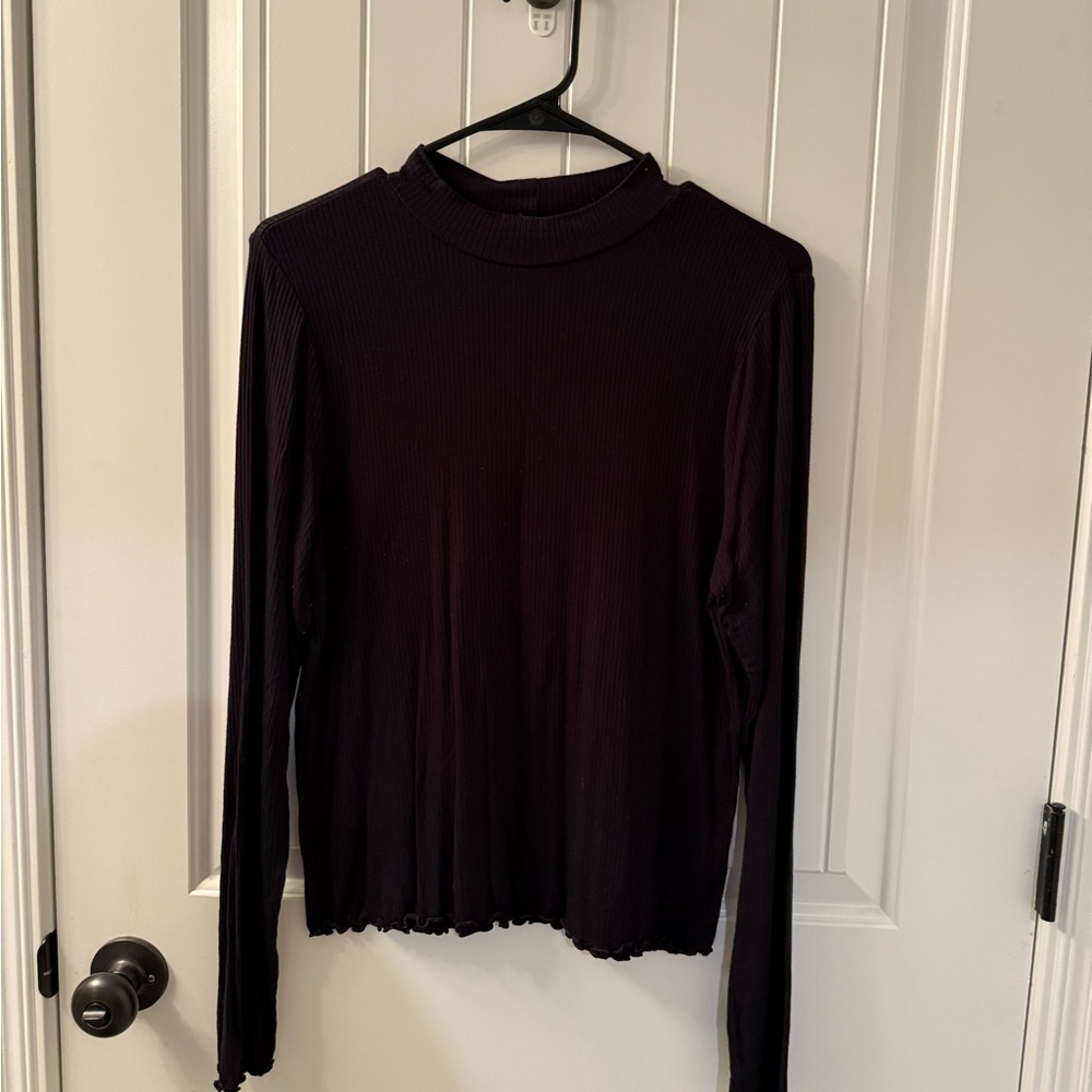 American Eagle Mock Neck Long Sleeve Top